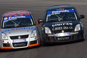 這兩個種族的Formido斯威夫特杯分別榮獲由Pieter Schothorst Beide races van de Formido Swift Cup werden gewonnen door Pieter Schothorst (foto: Chris Schotanus, Essay Produkties)
