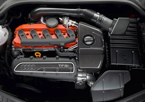 Optioneel wordt de motor van de Audi TT RS begrenst op 280 km/h Optioneel wordt de motor van de Audi TT RS begrenst op 280 km/h