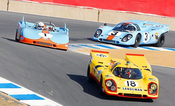 포르쉐 917K에서 Gijs 반 Lennep Gijs van Lennep in de Porsche 917K aan de leiding door de beroemde “Corkscrew”-bocht op Laguna Seca, voor Brian Redman (Porsche 908/3) en Bruce Canepa (Porsche 917K).