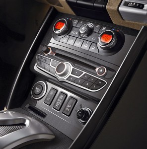 Het interieur is moderner en strakker vormgegeven