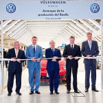 01_Volkswagen_Beetle Duitse hoogwaardigheidsbekleders gaan voor de zonnige snoepreisjes